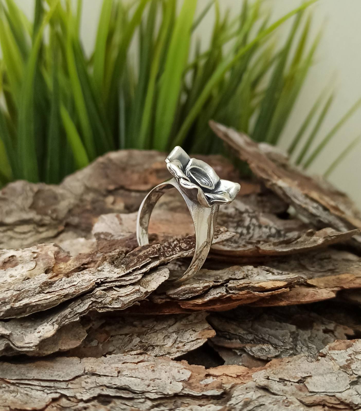 Дамски сребърен пръстен „Роза“ 015R