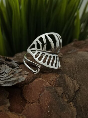 Дамски сребърен пръстен 