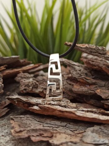 Дамски сребърен медальон 252M