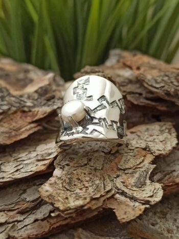 Пръстени от сребро с речна перла