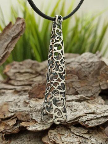 Дамски сребърен медальон 