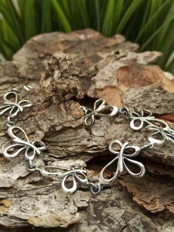 Дамска сребърна гривна 