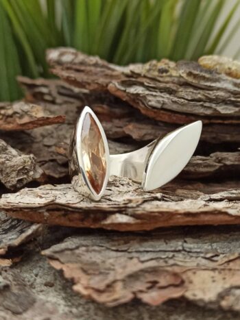 Дамски сребърен пръстен с цирконий 241R