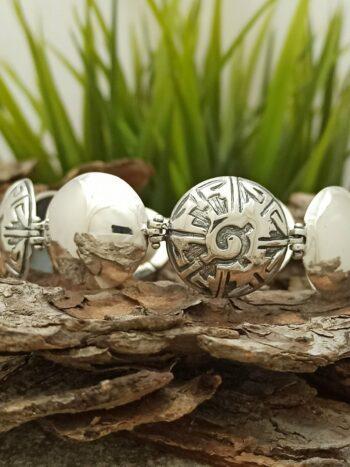 Сребърна гривна с етно мотиви 788B