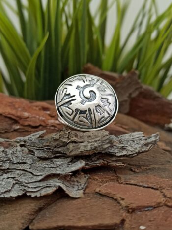 Дамски сребърен пръстен с етно мотиви