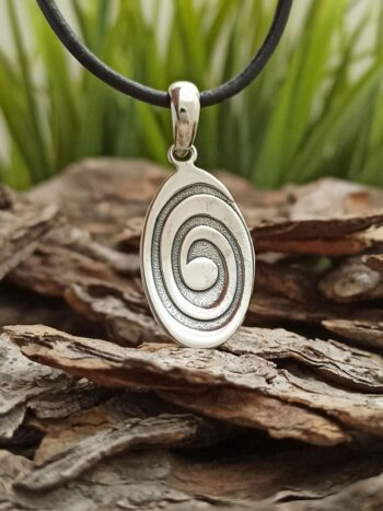 Дамски сребърен медальон 543m