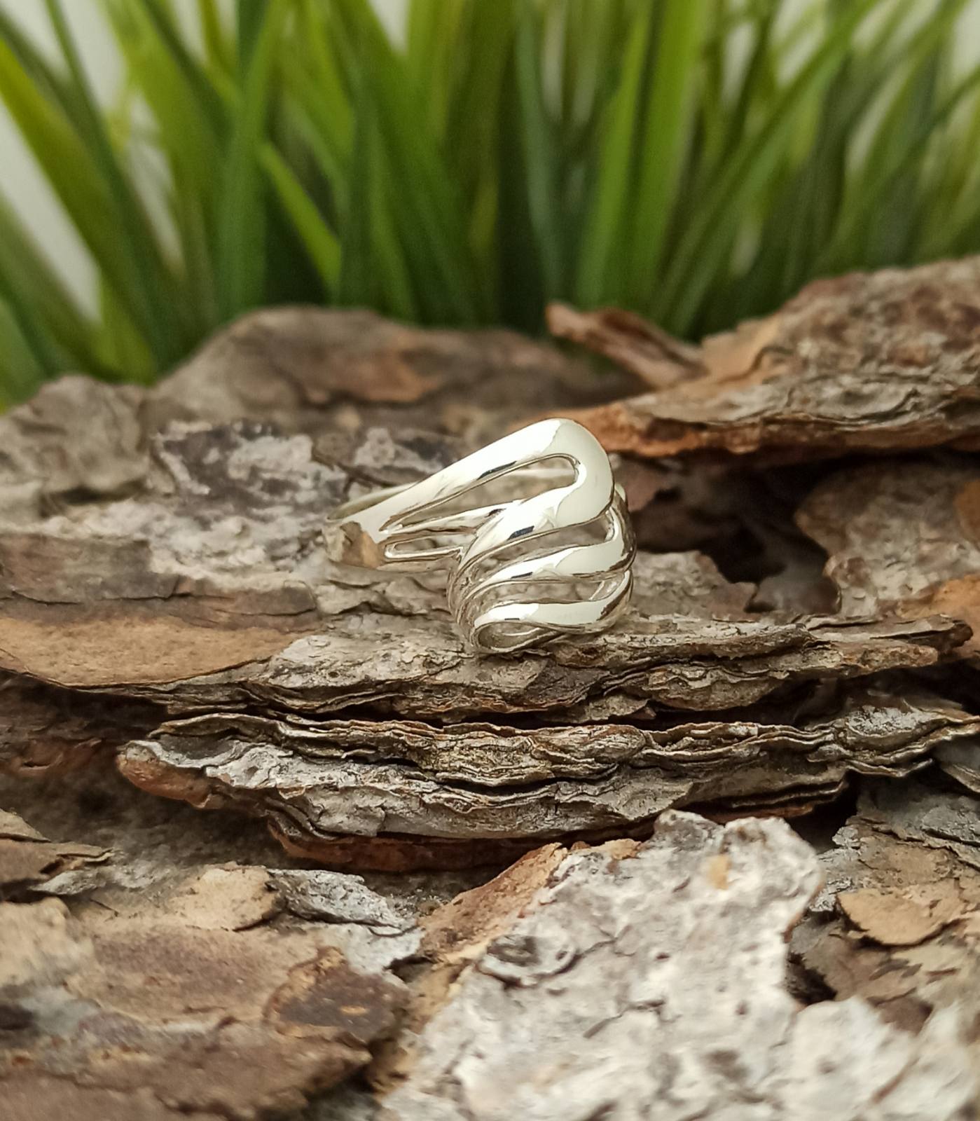 Дамски сребърен пръстен 057R
