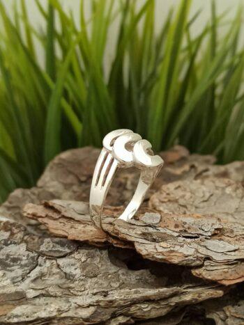 Дамски сребърен пръстен 057R