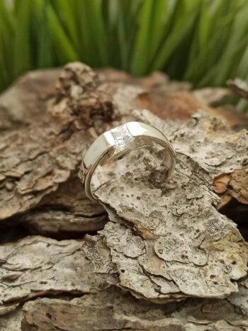 Дамски сребърен пръстен с цирконий 125R