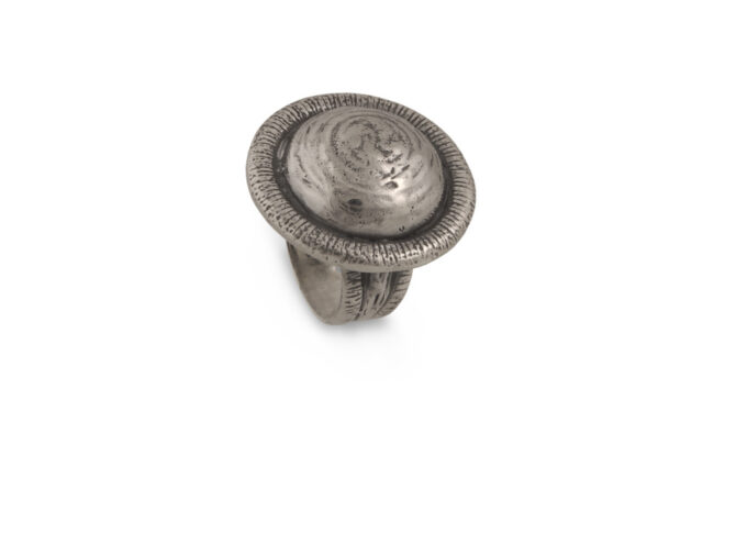 Патиниран-пръстен-от-сребро-с-кръгла-форма-673R-николас