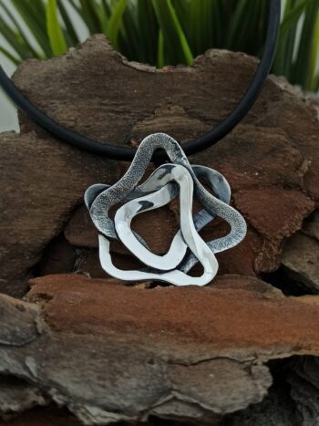 Дамски сребърен медальон 822M