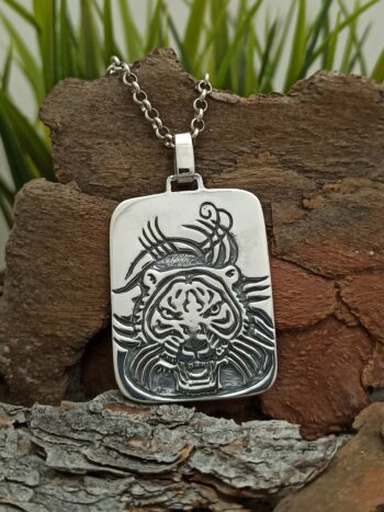 Сребърна плочка 