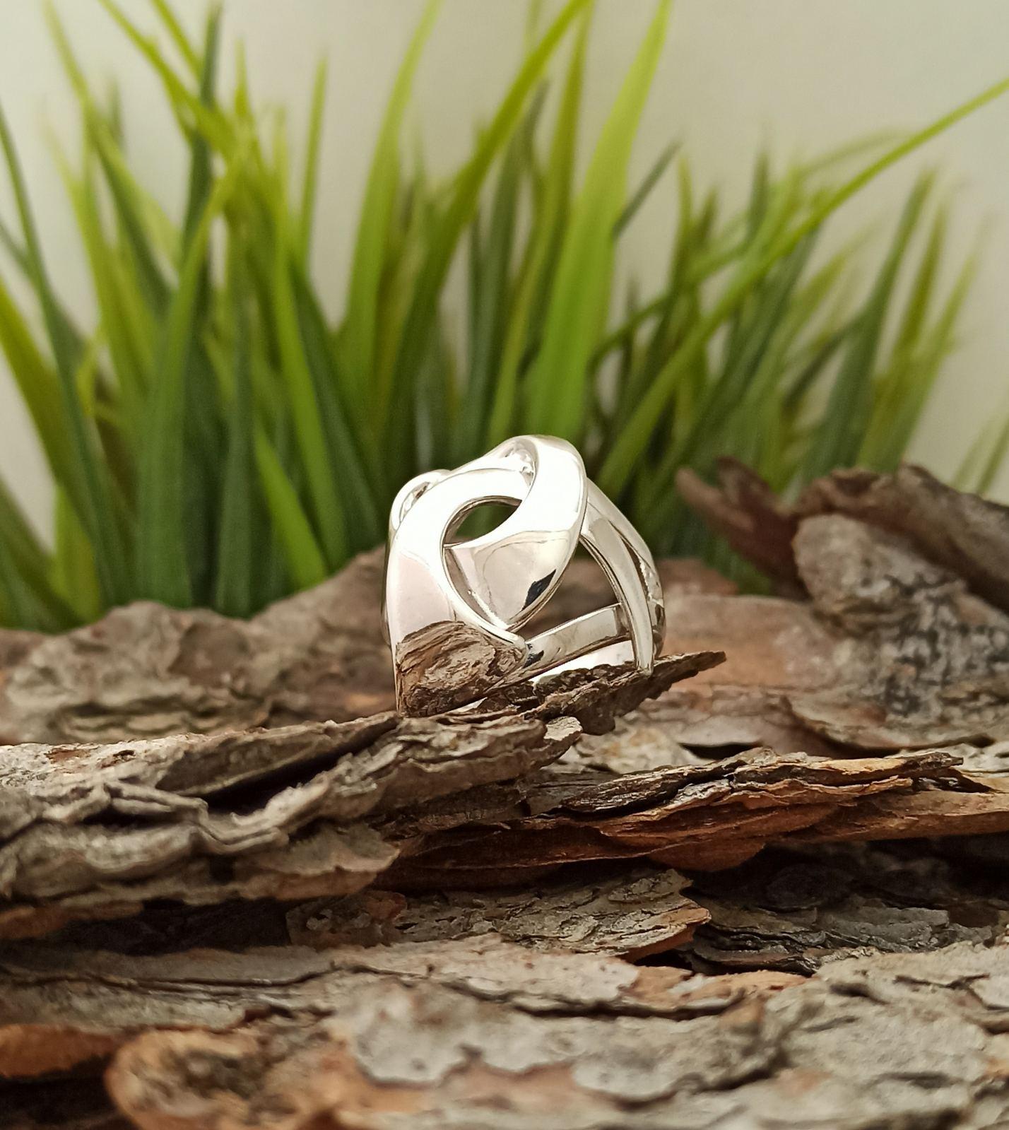 Дамски сребърен пръстен 835R