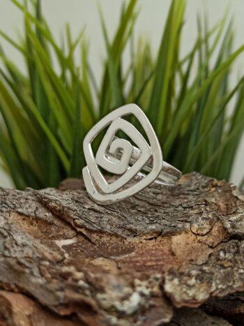 Дамски сребърен пръстен 420R