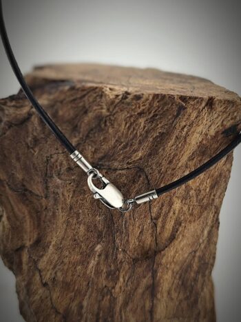 Верижка от кожа и сребро с проба 925