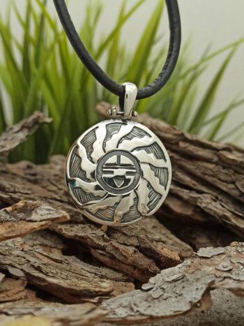 Сребърен медальон „Слънцето на Маите