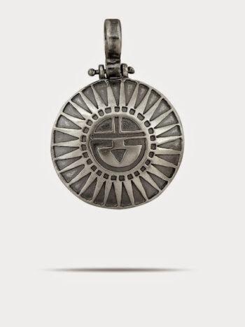 Сребърен медальон „Слънцето на Маите“ модел 347t на Студио Николас