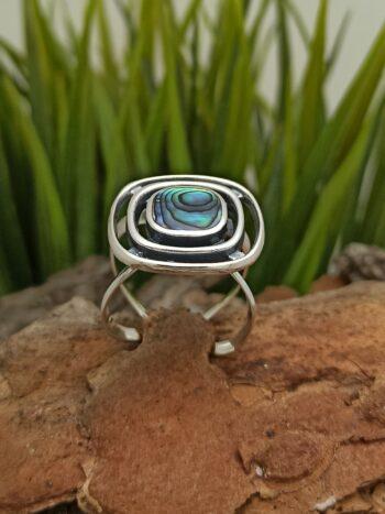 Сребърен пръстен с кралски седеф 611R