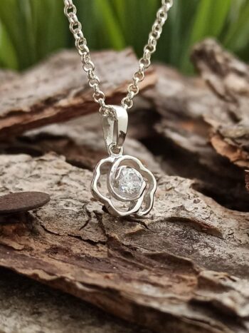 СРЕБЪРЕН МЕДАЛЬОН с цирконий 026M