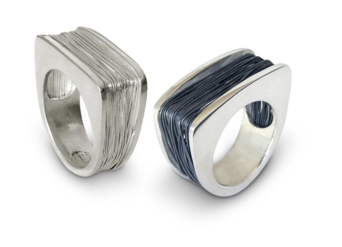 пръстен-украсен-с-тънка-сребърна-тел-062R