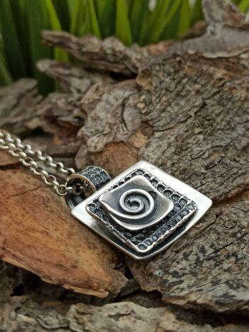 Дамски сребърен медальон 1314M