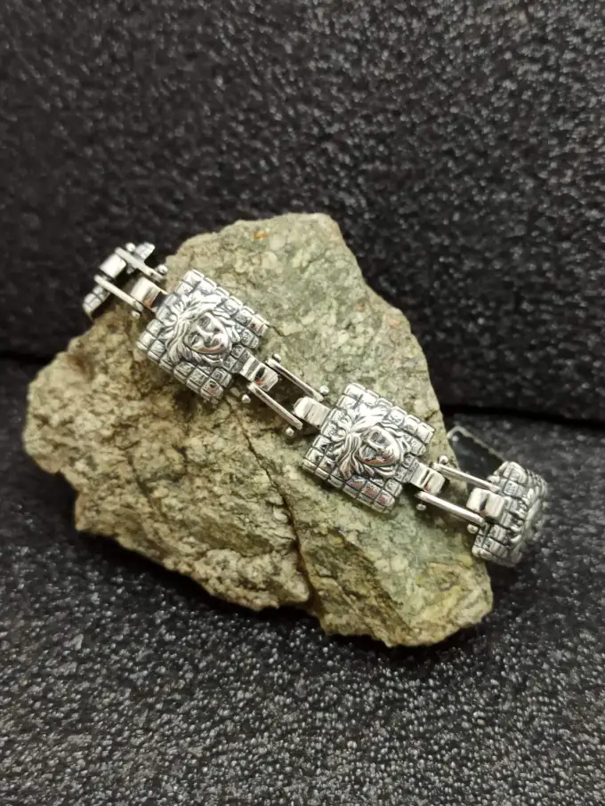 Мавивна сребърна гривна от Студио Николас