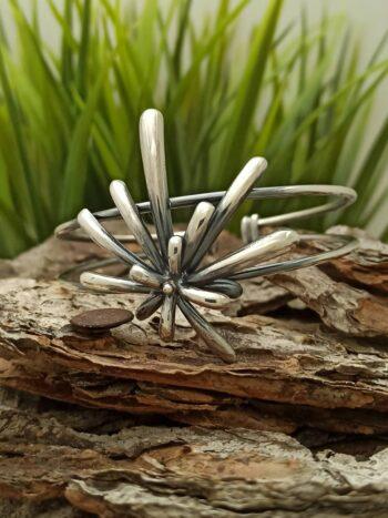 Дамска сребърна гривна 