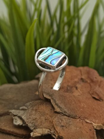 Сребърен пръстен с кралски седеф 1332R