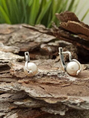 Сребърни обеци с перла 