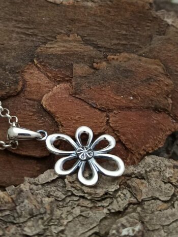 Дамски сребърен медальон 1102M