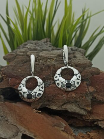 Сребърни обеци инкрустирани с черен емайл