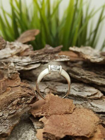 Дамски пръстен сребро с цирконий 270R