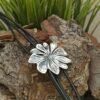 Дамска сребърна гривна 697B във формата на цвете с кожена каишка и закопчалка от 925 проба сребро
