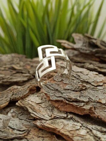 Дамски сребърен пръстен 247R