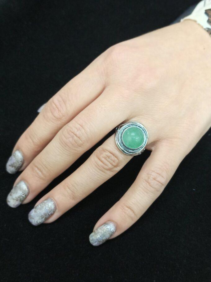 Дамски сребърен пръстен със зелен авантюрин 1225R