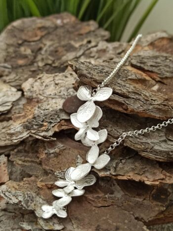 Сребърно колие с цвете ЛИЛИЯ