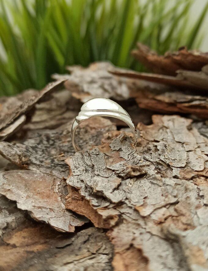пръстен Сребърна Капка 011R ръчна изработка Студио Николас пръстен сребро 925 с изчистен класически дизайн