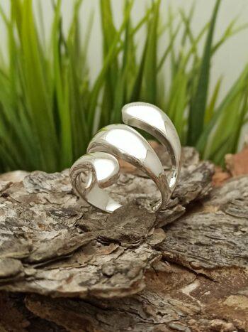 Дамски сребърен пръстен 470R