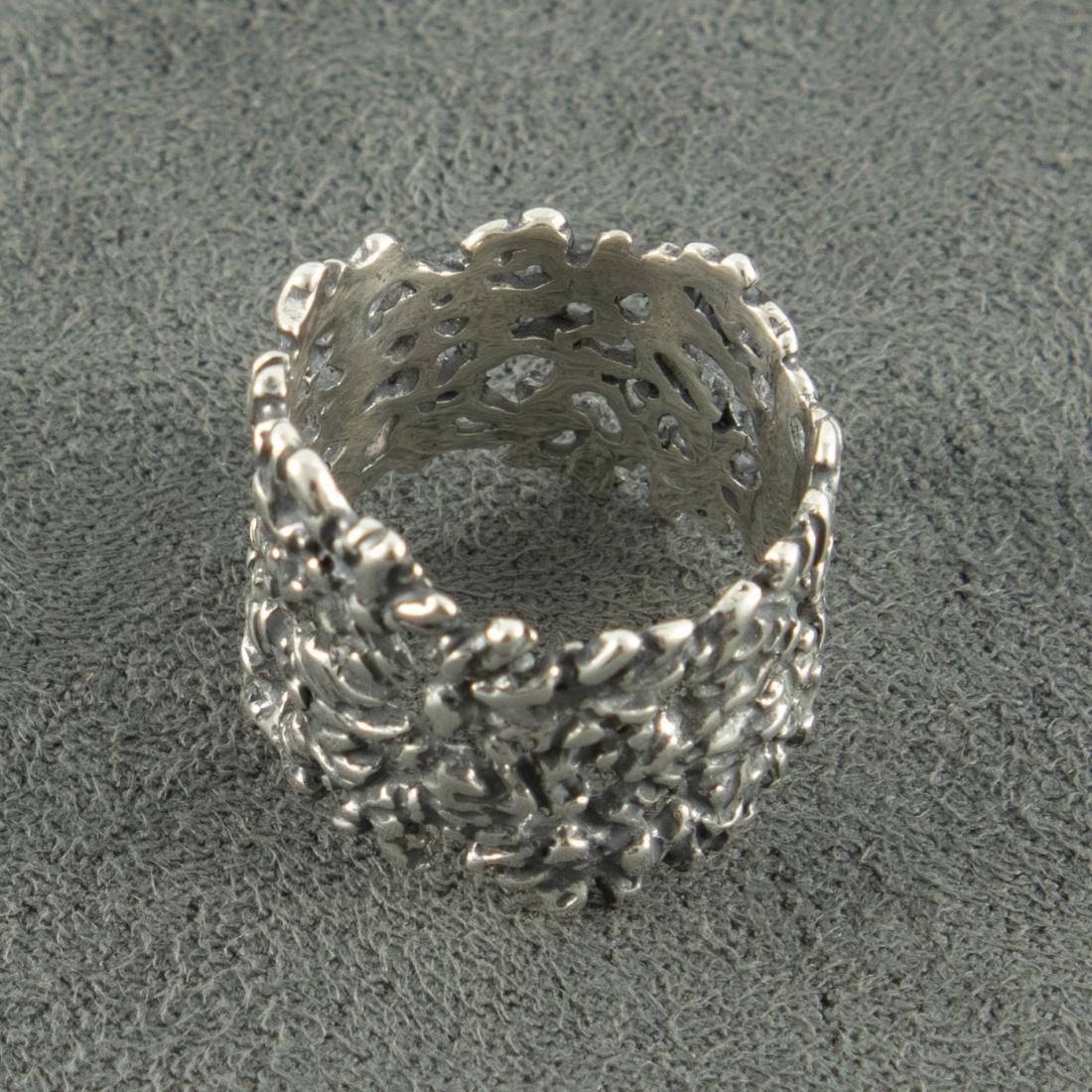 Дамски сребърен пръстен, който ще Ви омагьоса с ефектен и уникален дизайн 1029R Студио Николас