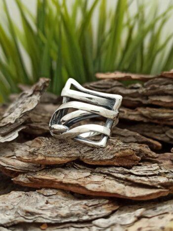 Дамски сребърен пръстен 