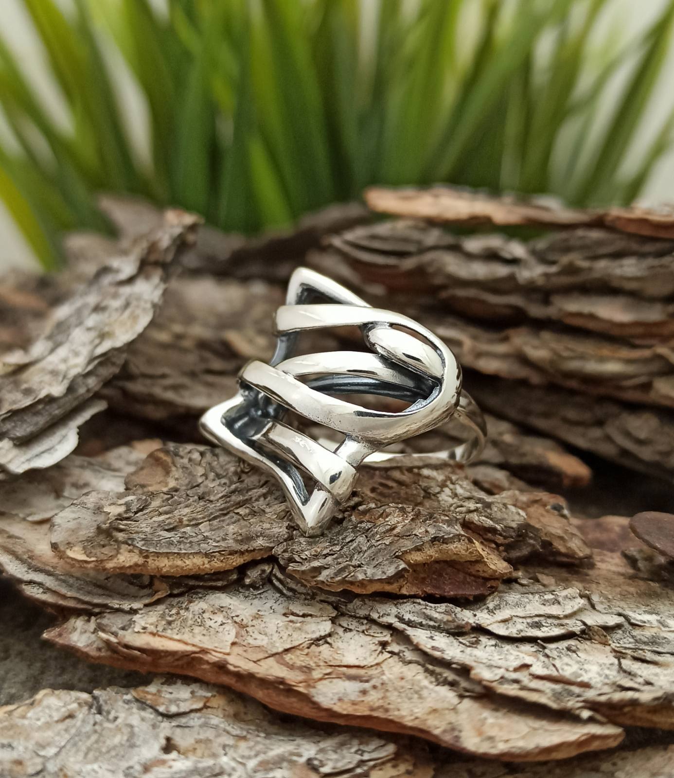 Сребърен пръстен 933R РОМБ Студио Николас образ на ромб който символизира женствеността и плодовитостта на жената Подходящ за подарък