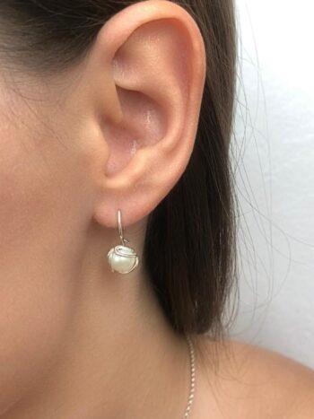 Сребърни обеци с перла 