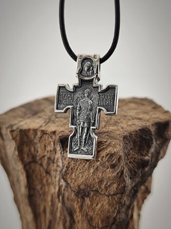 Кръст с образа на Архангел Михаил