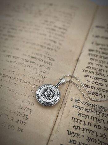 Сребърен “Талисман на Венера” за Любов!