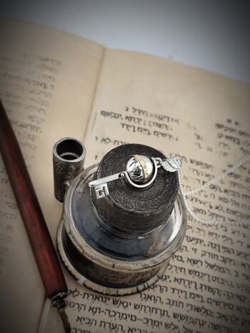 “КЛЮЧ на Архангел Гавраил” от два метала