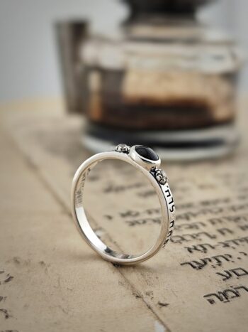 Кабала сребърен пръстен с циркони