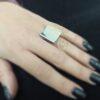 Масивен, модел пръстен с квадратна плочка елегантен сребърен пръстен ръчно изработен 1370R от Студио Николас.
