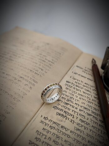 Сребърен пръстен с златна лента Hoshen