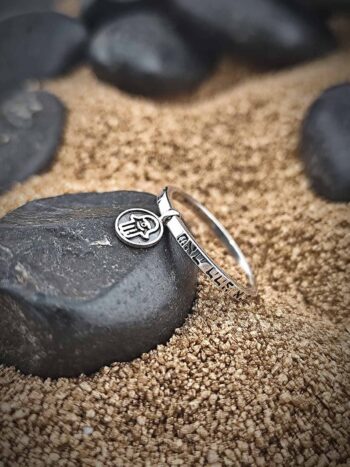 KABBALAH сребърен пръстен “ХАМСА“