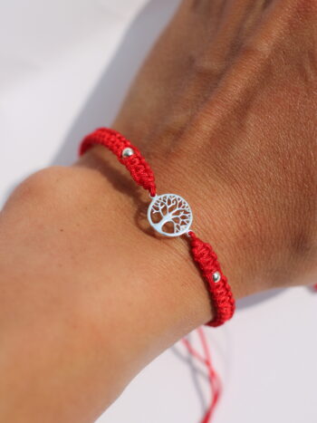 Гривна с червен конец „Дървото на живота“